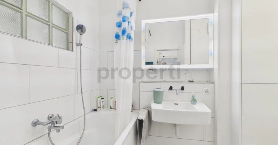Vista panoramica, soffitti alti & cortile interno - La tua nuova dimora a Othmarsingen