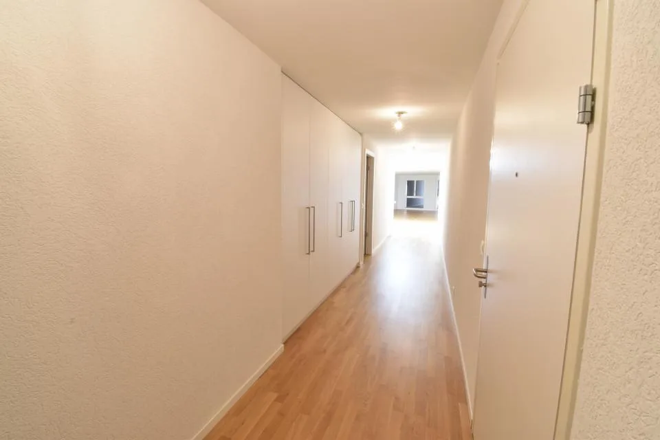 Spacieux 4,5 pièces de 127 m2 – Foto 7 von 9