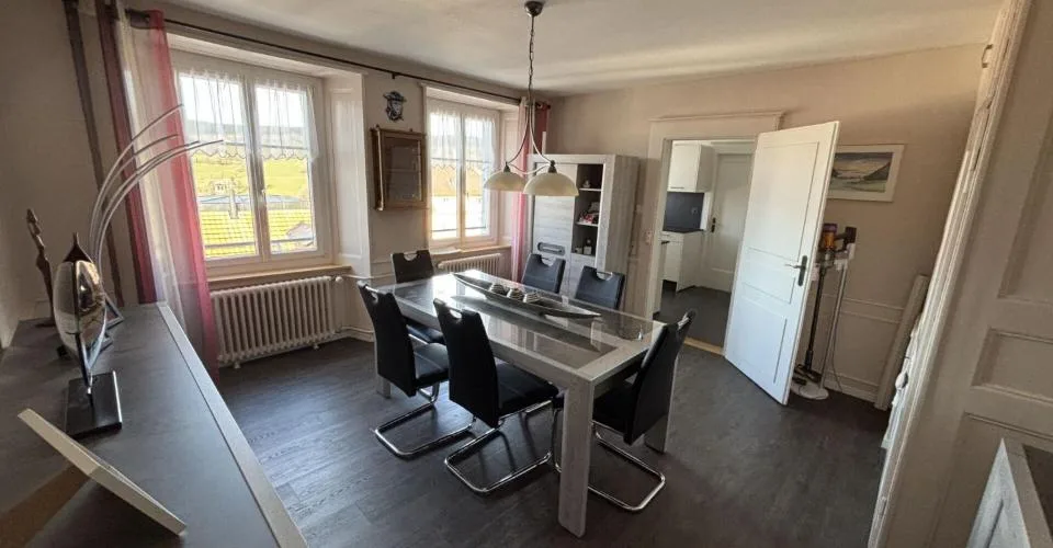 Schönes Familienhaus mit Terrasse und Garten – Foto 22 von 28