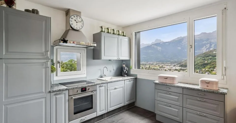 Schöne individuelle Villa mit einem hübschen Garten – Foto 15 von 26