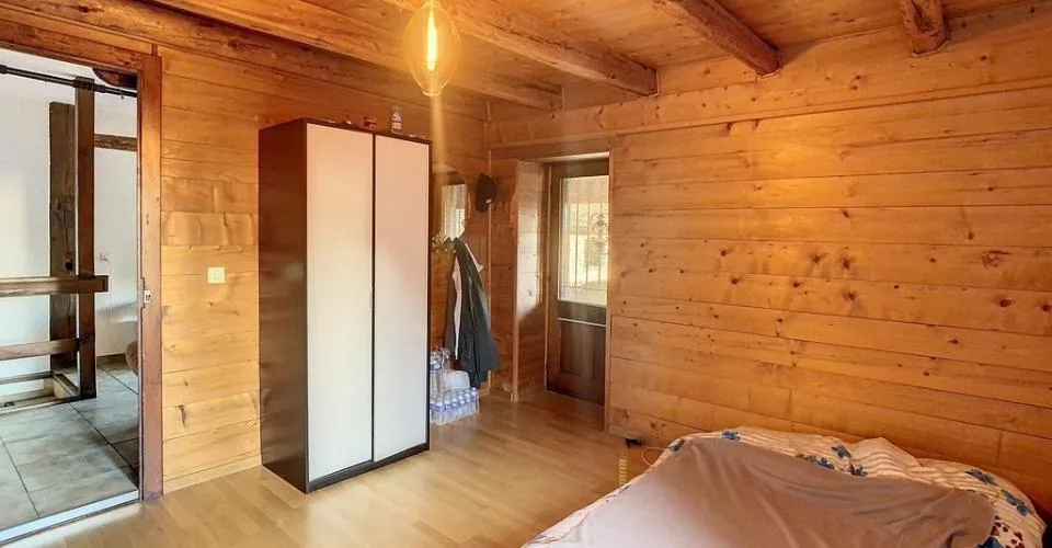 4 chambres indépendantes à louer dans un appartement en colocation.