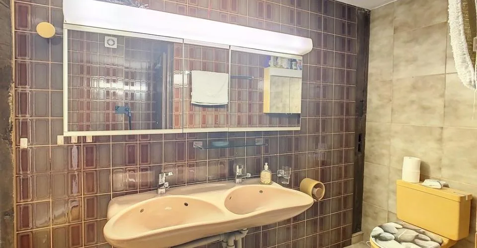 4 chambres indépendantes à louer dans un appartement en colocation.