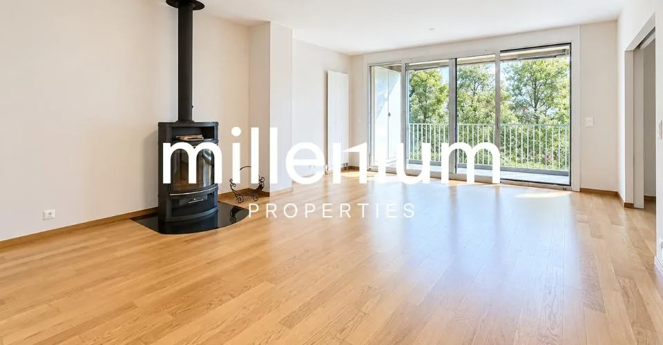 Appartement familial avec balcons au cœur de Bernex