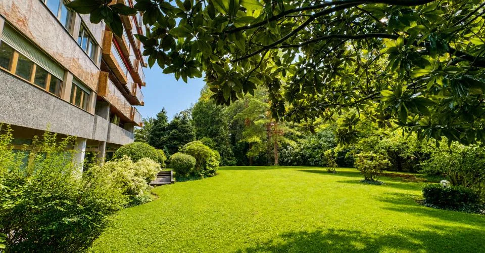 COLOGNY - WOHNUNG MIT SEESICHT IN EINER FEINEN RESIDENZ – Foto 8 von 10