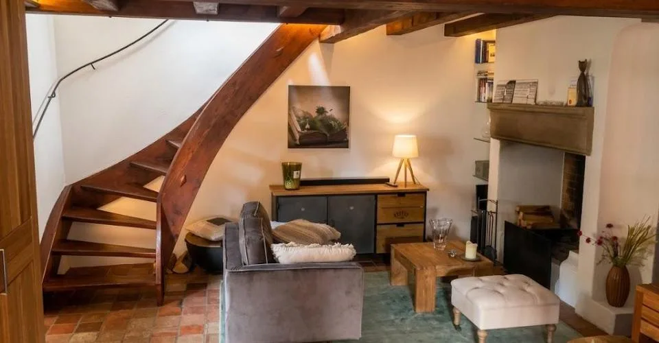 Charmant duplex de 3 pièces, cachet historique au coeur d'Hermance - 50 m du lac – Foto 2 von 8
