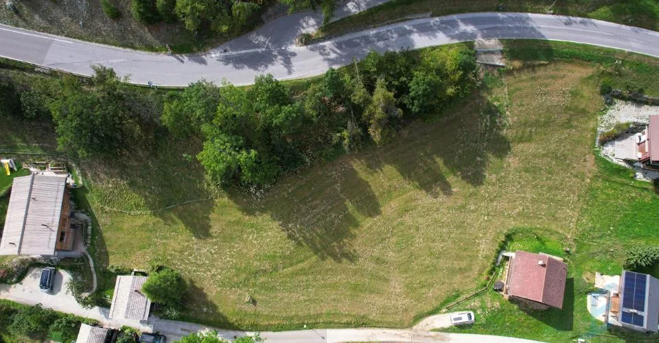EXCLUSIF Superbe terrain à bâtir de 1478m² pour résidence principale – foto 4 di 9