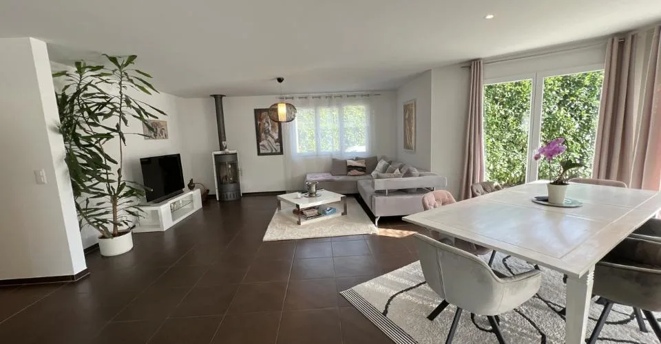 A vendre très jolie maison individuelle avec grand jardin – Foto 4 von 13