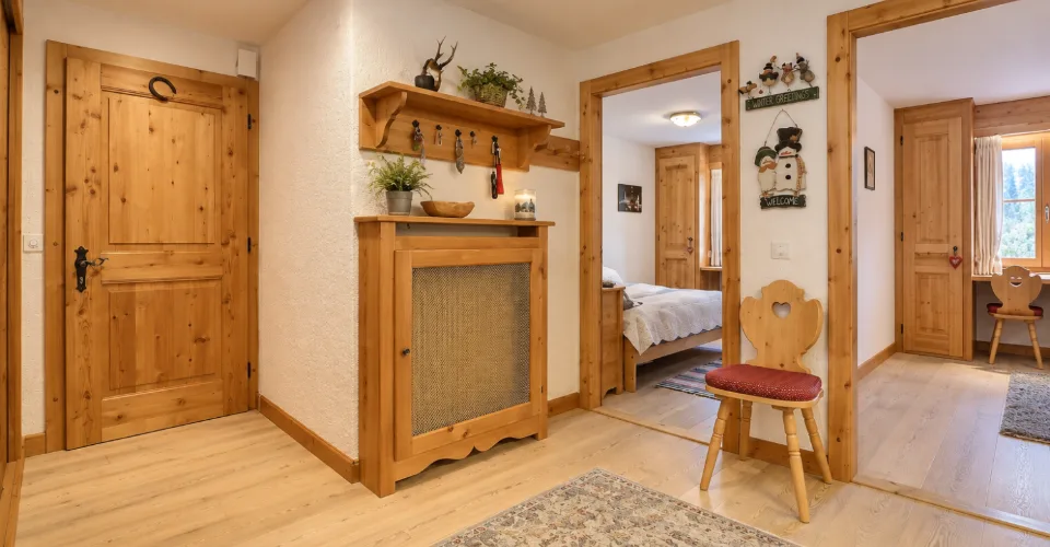 Appartamento spazioso e luminoso con 2 camere da letto e accesso al giardino – foto 9 di 12