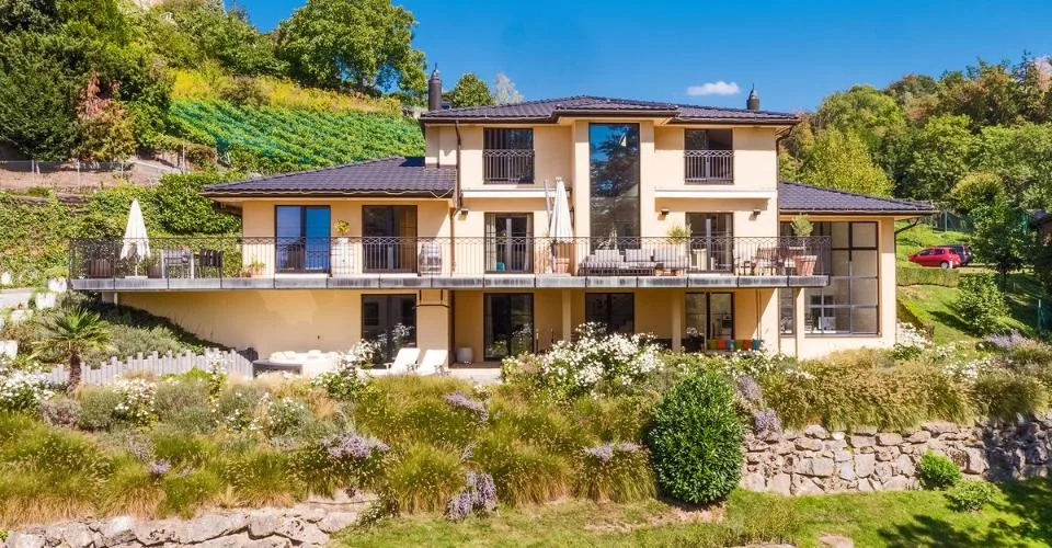 Villa von Ausnahme mit atemberaubendem Blick, zwischen See und Natur – Foto 21 von 38
