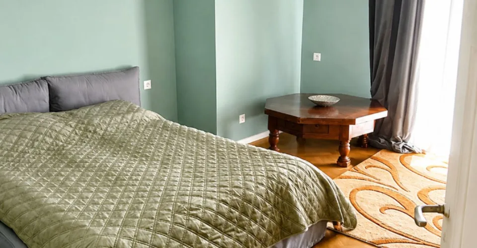 Renens - Möbliertes Apartment 80 m², 2 Schlafzimmer, Parkplatz - in der Nähe von UNIL/EPFL/ECAL