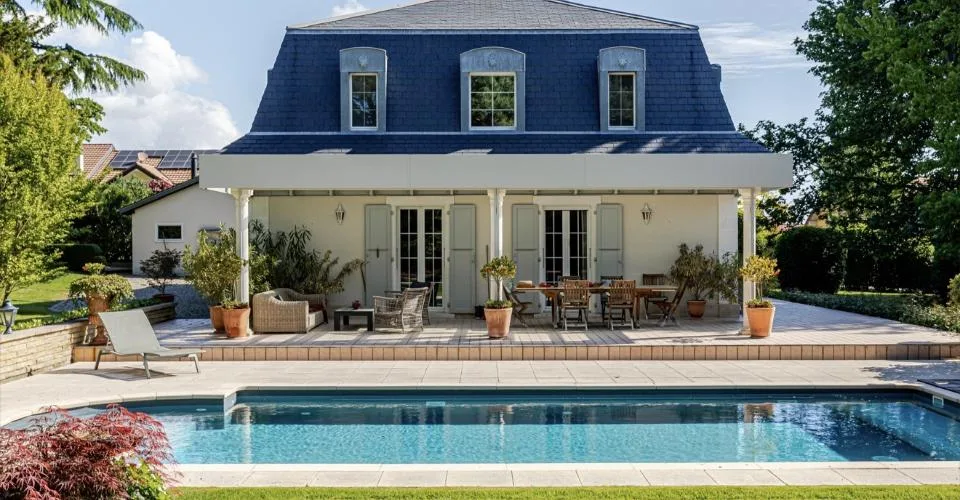 Prestigious property in Coppet