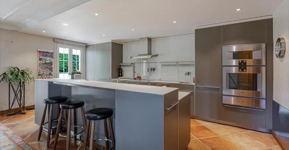 Prestigious property in Coppet
