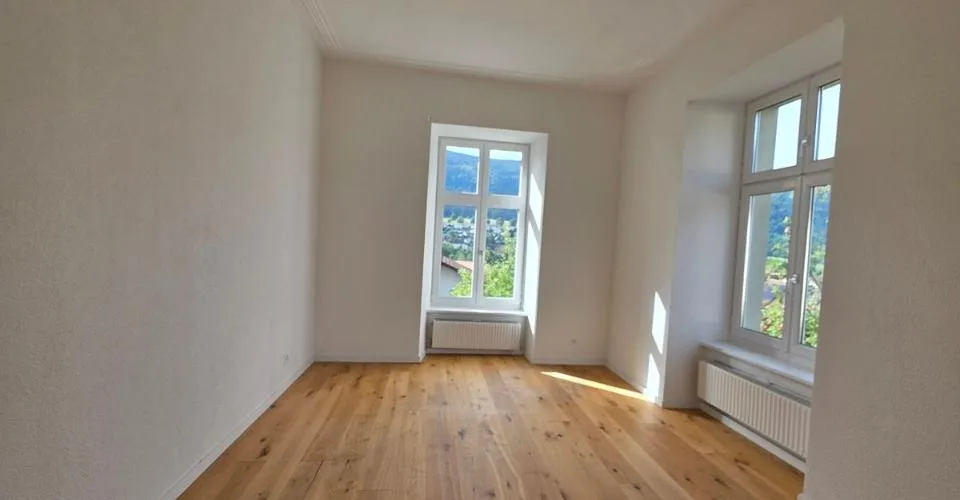 Maison de maître rénovée - 5 appartements à Corgémont – Foto 6 von 13