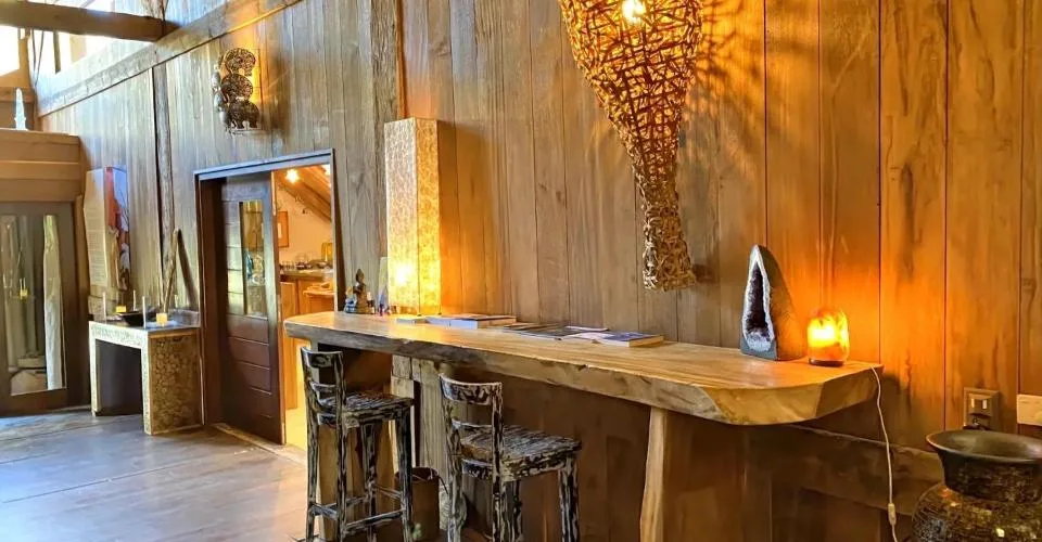 UN MULINO ARCHITETTONICAMENTE UNICO IN UNA POSIZIONE PRIVILEGIATA – foto 2 di 13