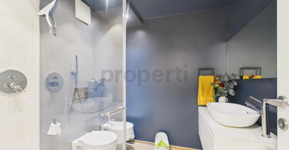 Elegante appartamento 4.5 locali con parcheggio privato, Balerna – foto 24 di 27