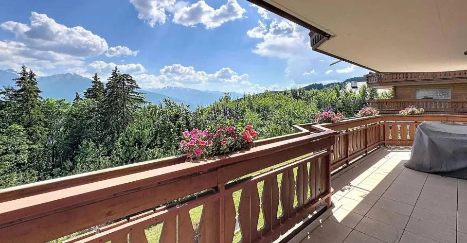 Prächtige 4.5-Zimmer-Wohnung mit Garten und schöner Aussicht – Foto 14 von 22