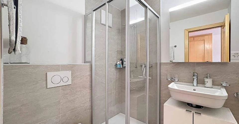 Prächtige 4.5-Zimmer-Wohnung mit Garten und schöner Aussicht – Foto 21 von 22