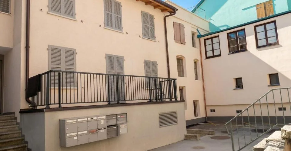 Einkommensgebäude in St-Maurice – Foto 2 von 28