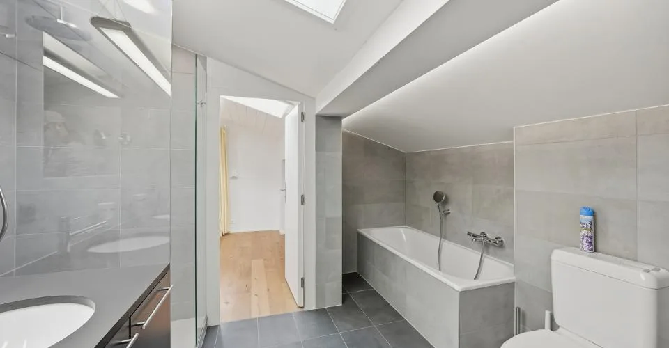 Appartement 4.5 pièces avec vue panoramique à 20 min. de Gstaad – foto 11 di 13