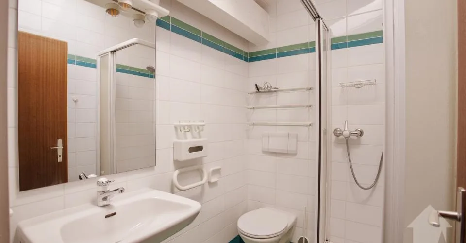 Spazioso attico duplex di 7,5 locali, 175 m², 4 bagni – foto 42 di 43