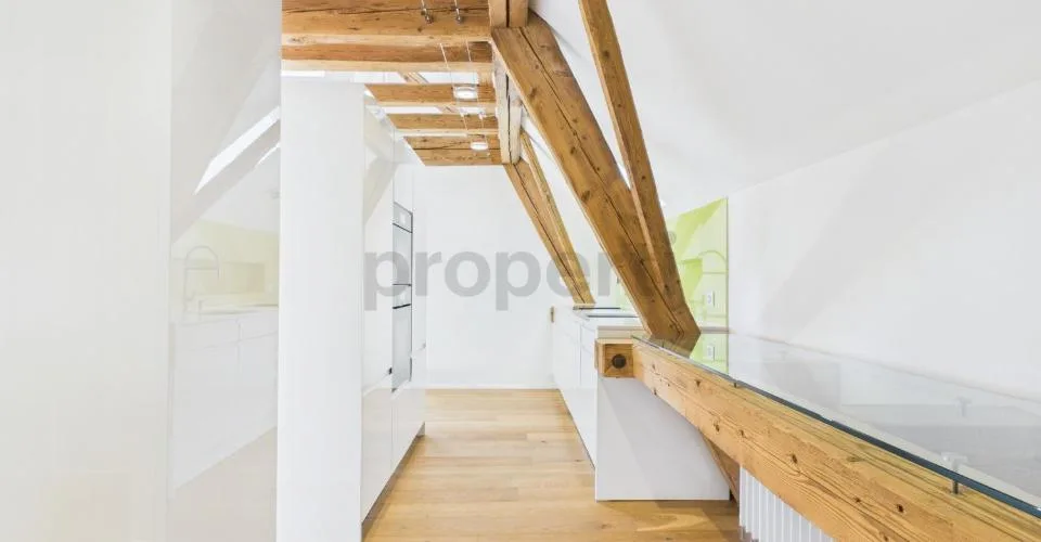 2.5 Zimmer Wohnung  ein einzigartiges Zuhause, das Geschichte und Moderne vereint