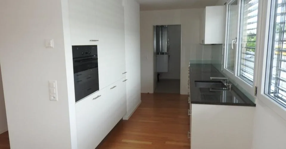 Moderne 3.5 Zimmerwohnung in der Überbauung Le Pont