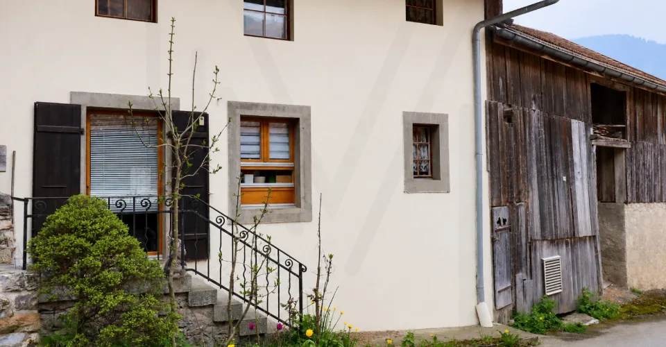 Casa di villaggio 5,5 locali con granaio e potenziale di ampliamento – foto 22 di 26