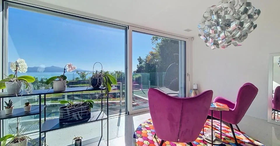 A 400m du lac, Appartement de 4.5 pièces avec vue panoramique – Foto 2 von 5