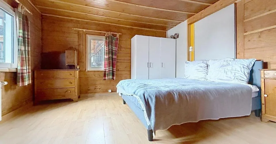 Auberge de 16 chambres avec bar à louer sur Morgins