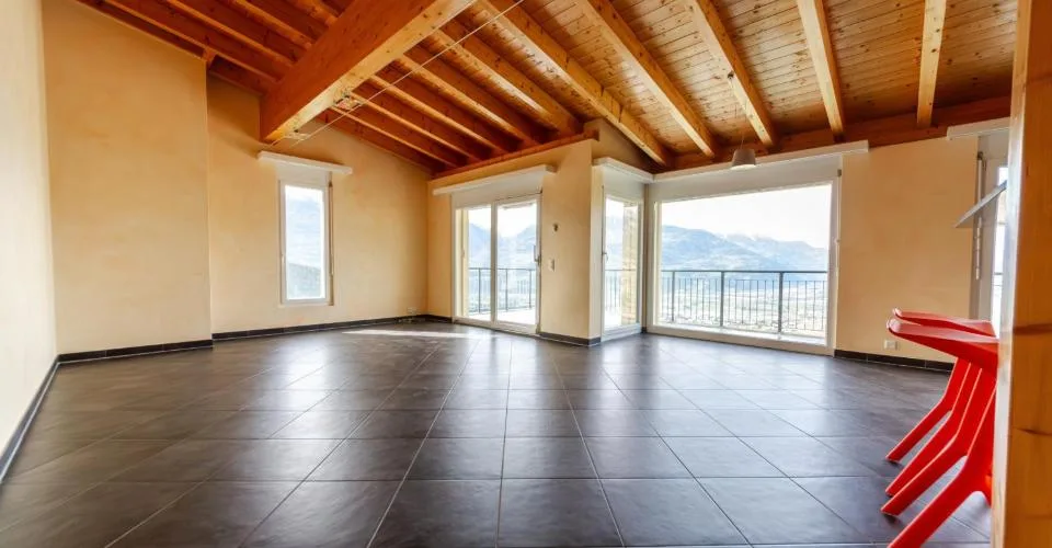 Spacieux 4.5 pièces - appartement avec balcon, Savièse