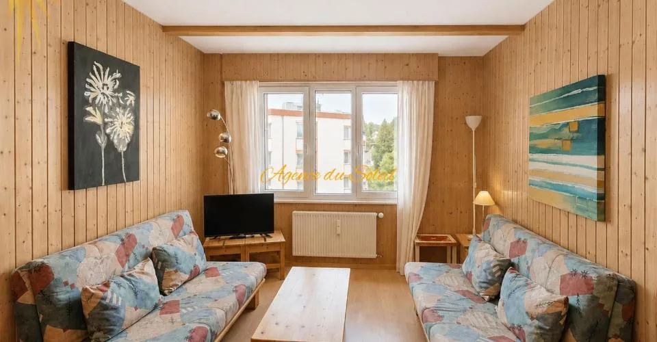 À louer pour la saison d'hiver 26/27, ce cosy appartement 2.5 pièces au centre de Crans ! – Foto 2 von 22