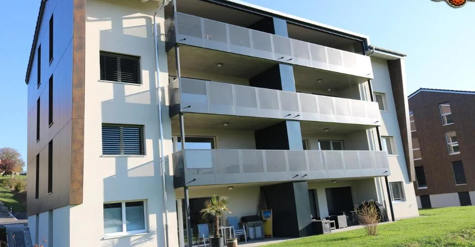 3 ½ PIECES - With a terrace!