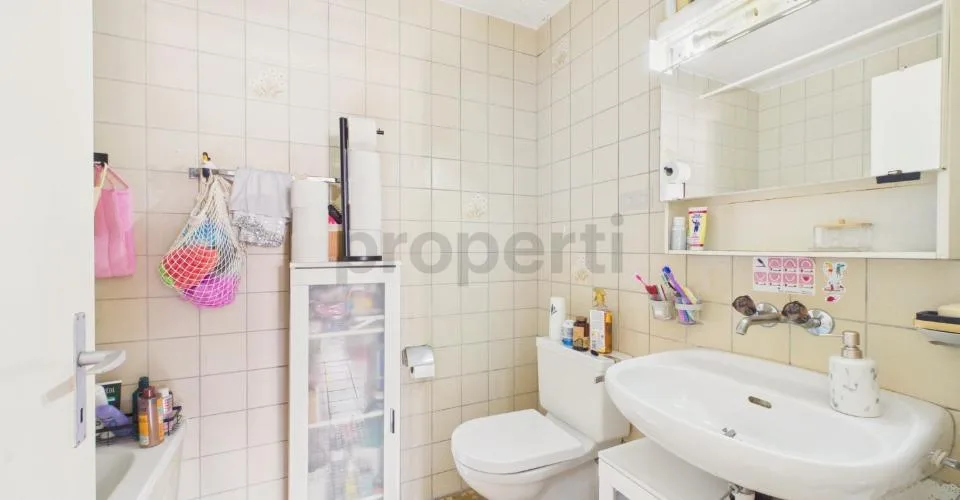 Helle 5.5-Zimmer-Wohnung mit Balkon, Tafers – Foto 24 von 26