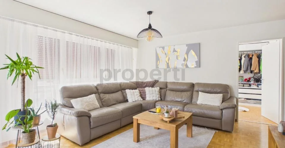 Helle 5.5-Zimmer-Wohnung mit Balkon, Tafers – Foto 14 von 26