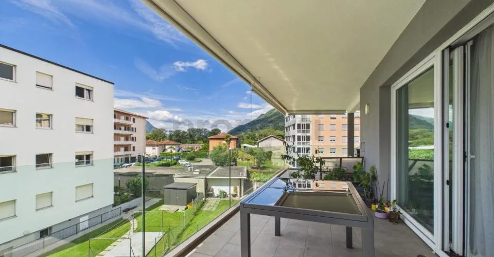 Elegant 4.5-room apartment in Bellinzona with 30 m² terrace – photo 19 of 26