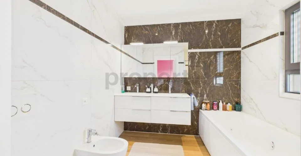 Moderna casa indipendente 8 locali con ampio parcheggio, Cadempino – foto 17 di 29