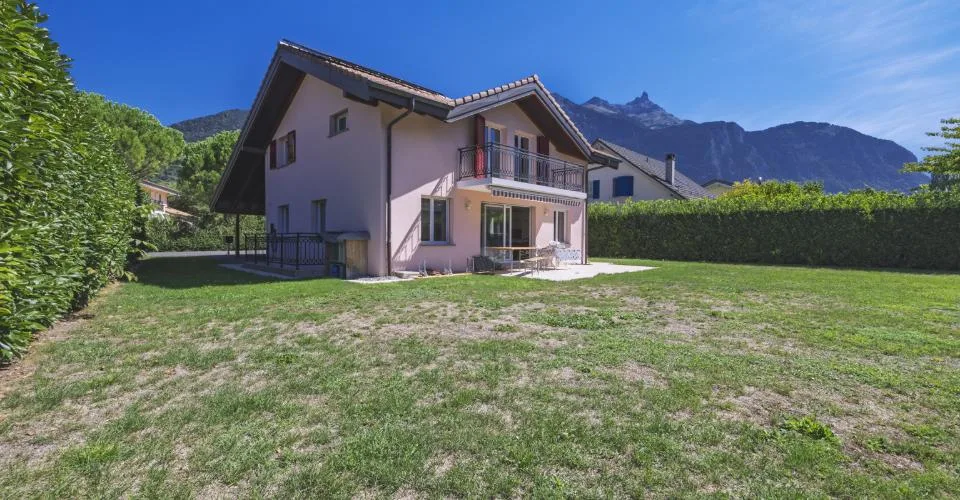Maison familiale de 5.5 pièces, 184 m2 habitable et 792 m2 de terrain – photo 29 of 30