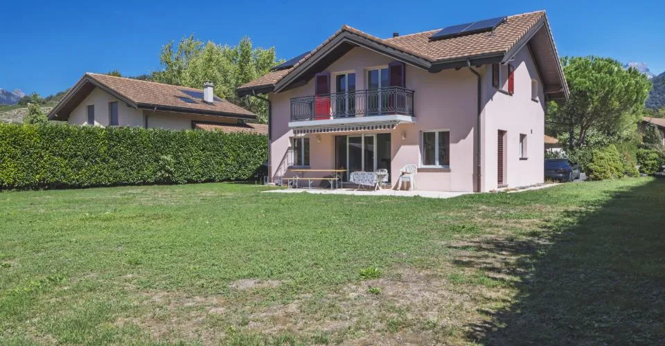 Maison familiale de 5.5 pièces, 184 m2 habitable et 792 m2 de terrain – photo 25 of 30