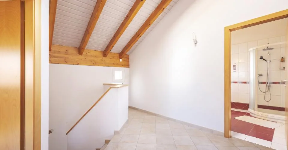 Maison familiale de 5.5 pièces, 184 m2 habitable et 792 m2 de terrain – photo 8 of 30