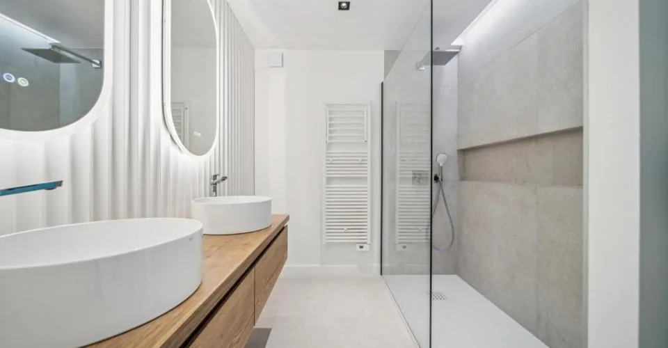 Appartement 3,5 pièces entièrement rénové - Un havre de paix avec vue – Foto 9 von 9