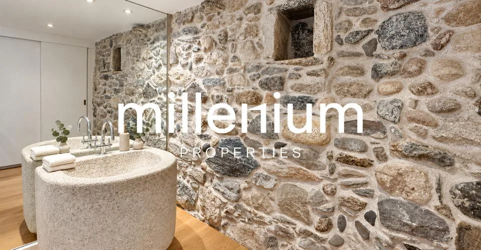 Exceptional 18th-Century Property with Indoor Swimming Pool, Wellness