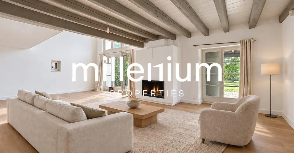 Exceptional 18th-Century Property with Indoor Swimming Pool, Wellness