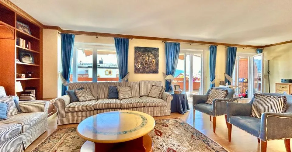 Magnifique appartement au centre de Crans de 7.5 pièces - vue imprenable – Foto 4 von 26