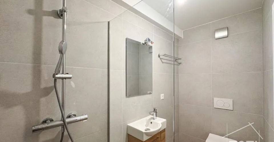 Wohnung 4 Zimmer renoviert mit privatem Garten von 100 m² - Brent (Montreux) – Foto 23 von 26