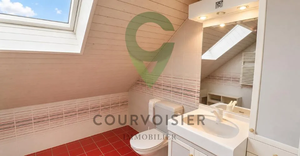 Grande villa contemporaine avec 2 logements, jardin et piscine – foto 11 di 33