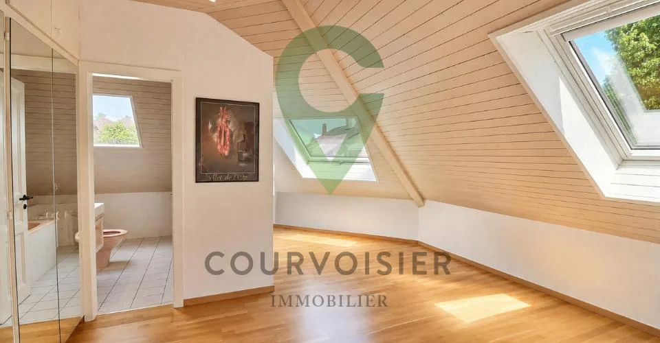 Grande villa contemporaine avec 2 logements, jardin et piscine – foto 6 di 33