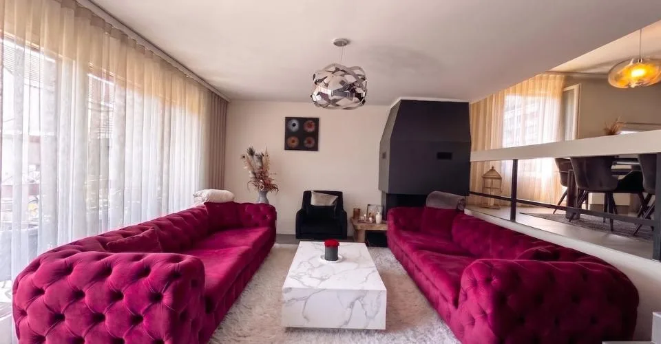 Raro! Triplex mansardato ristrutturato di 6 pezzi, vicino al centro – foto 7 di 26