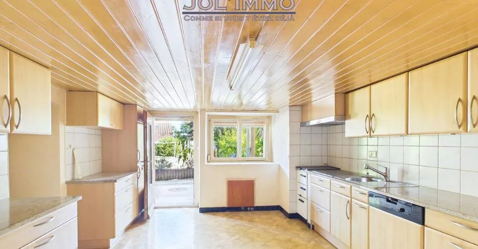 Haus mit Renovierungspotenzial – Foto 3 von 24
