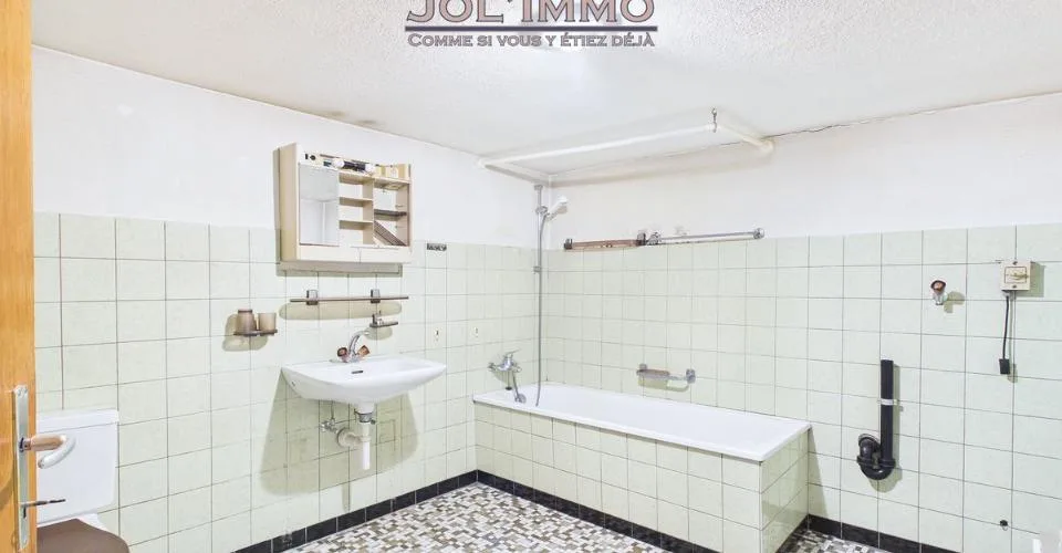 Haus mit Renovierungspotenzial – Foto 6 von 24