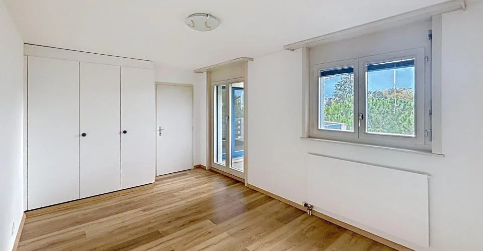 Wunderschöne 3,5-Zimmer-Wohnung mit Kamin in Clarens – Foto 11 von 41